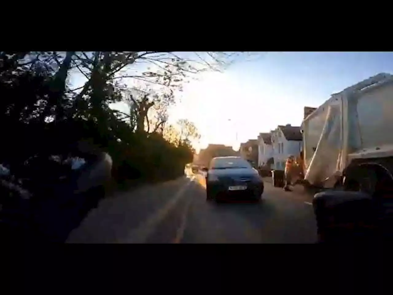 Near Miss of the Day 871: Cyclist narrowly avoids head-on collision with overtaking motorist