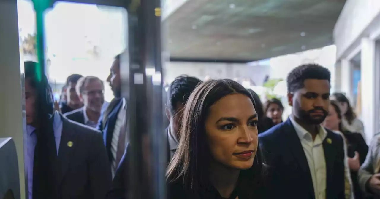 Representante Ocasio-Cortez pide a EEUU desclasificar documentos sobre el golpe en Chile de 1973