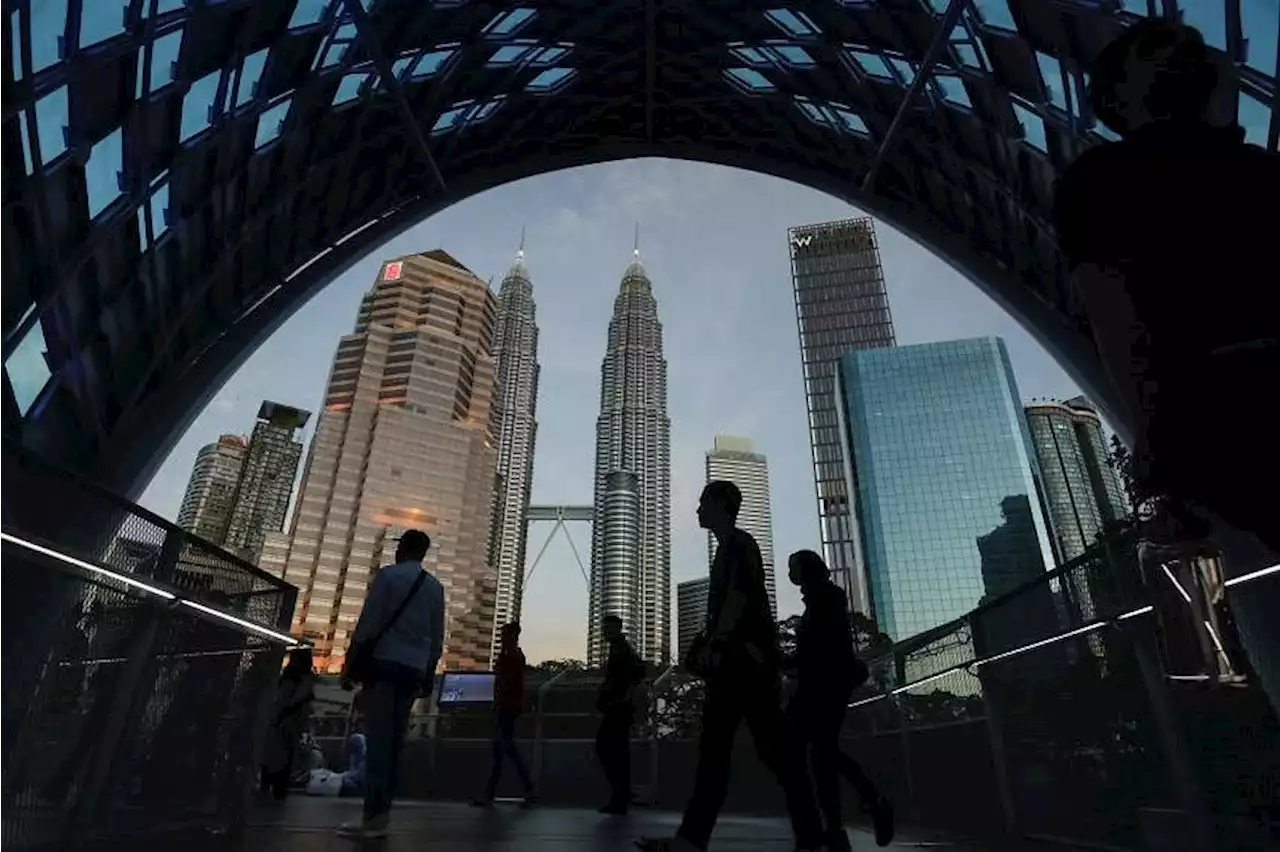 Malaysia’s economy grows 2.9% in Q2, weakest in nearly two years