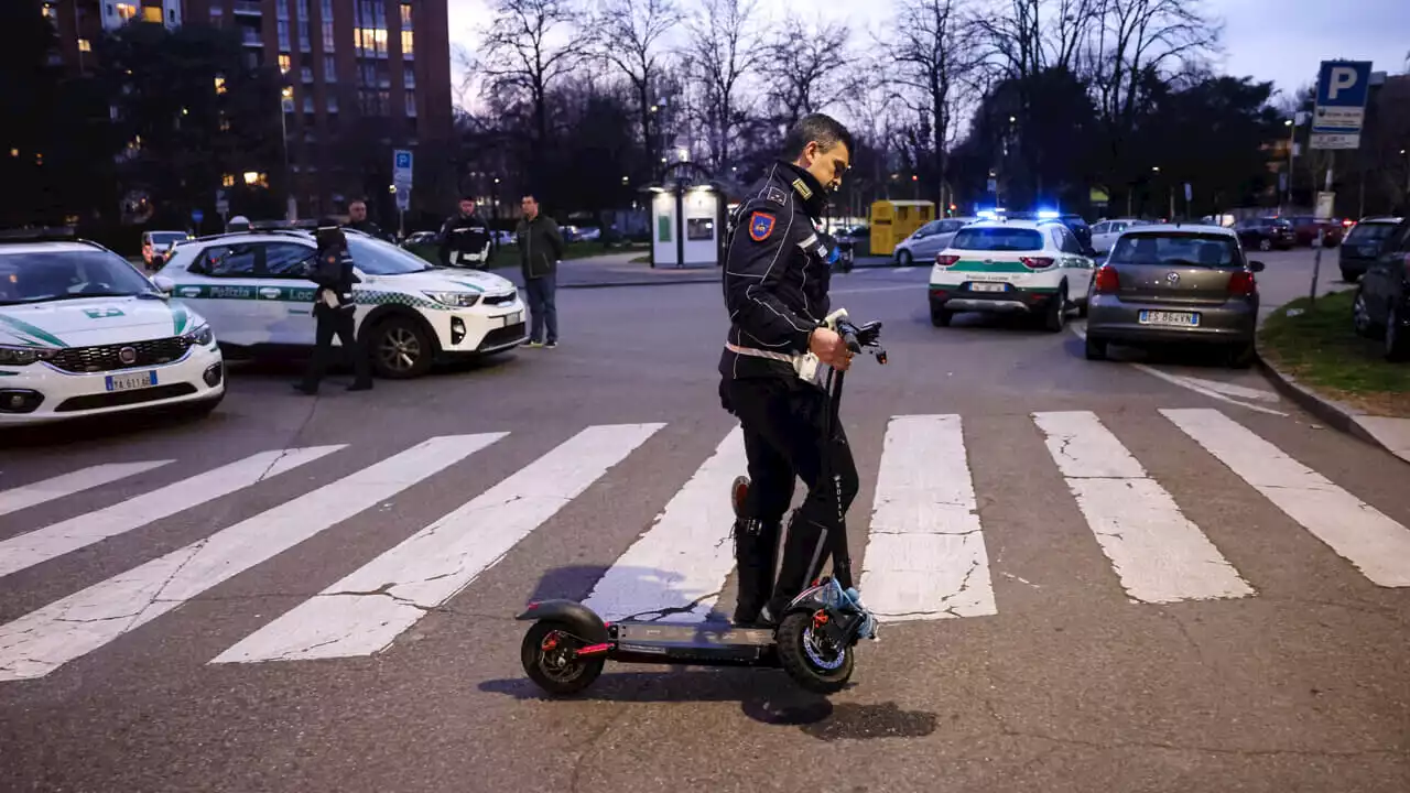 Il ragazzo in fin di vita dopo un incidente col monopattino elettrico