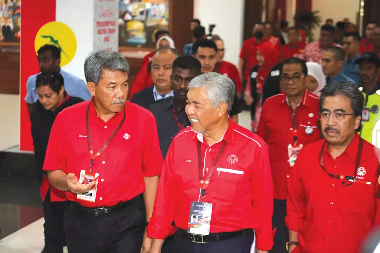 Tok Mat boleh ganti Ahmad Zahid - kata ketua NGO pro-Bossku