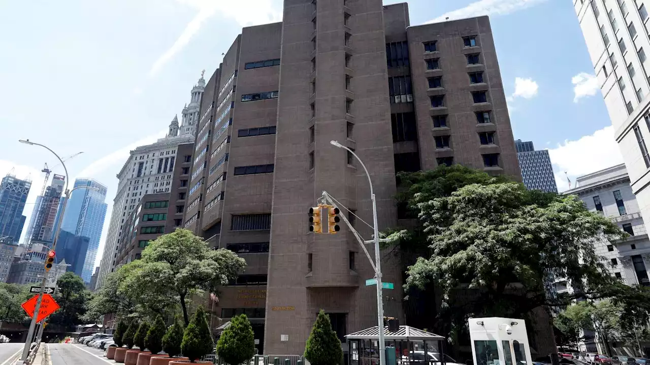 New York City suggests housing migrants in jail shuttered after Jeffrey Epstein's suicide