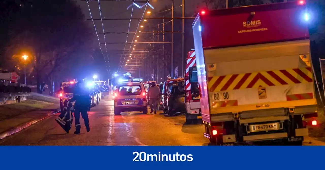 Al menos tres muertos y múltiples heridos en el incendio de un edificio de viviendas cerca de París