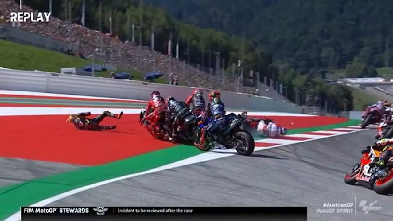 GP Áustria: Miguel Oliveira apanhado em queda na primeira curva da corrida sprint (vídeo) (Moto GP)