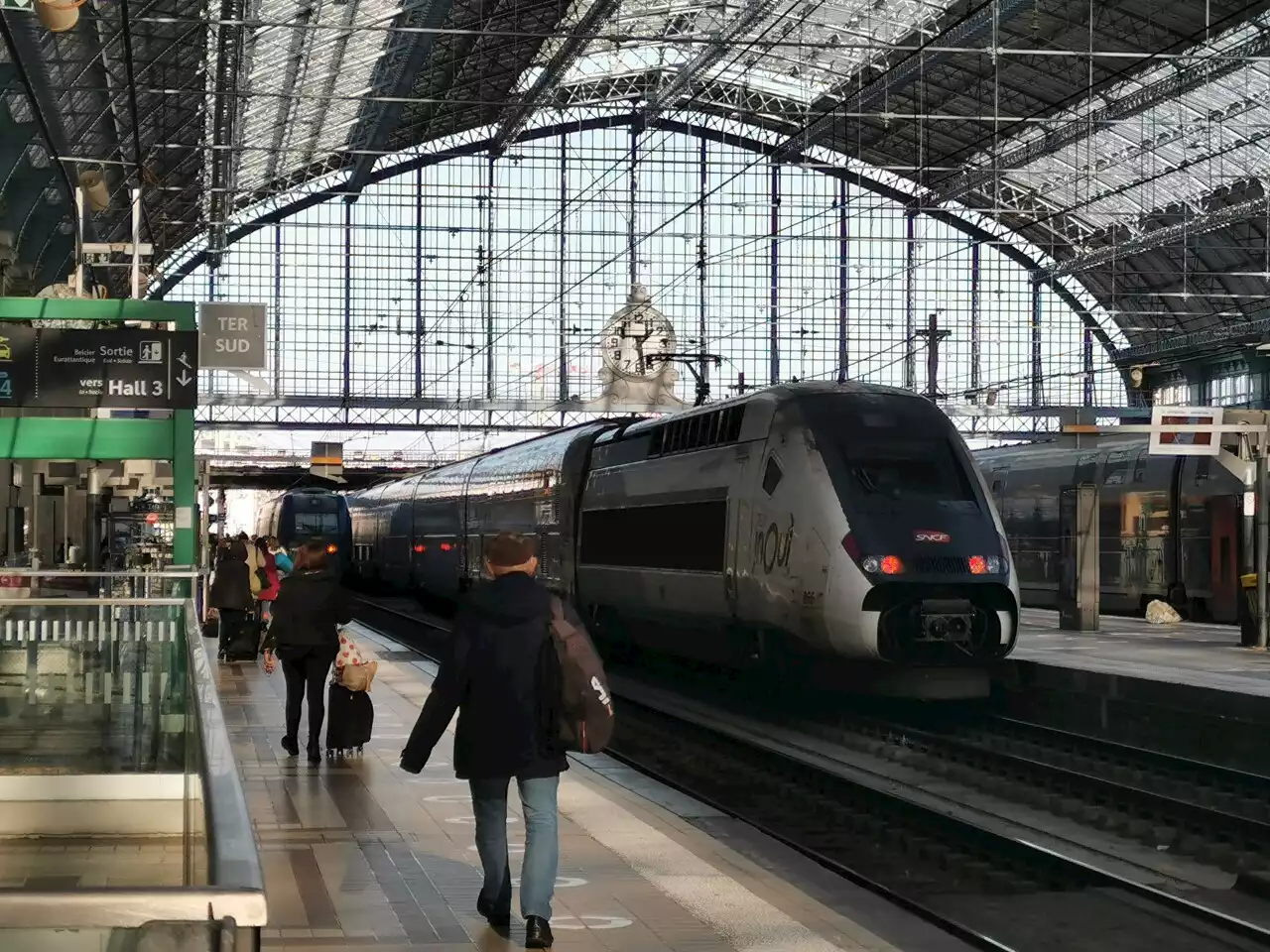 Annulations, retards, trains bloqués : le trafic SNCF fortement perturbé en Gironde