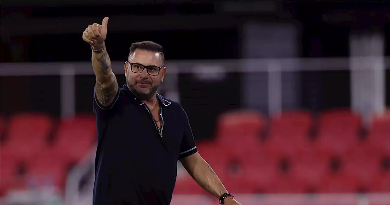 Antonio Mohamed pide al Chino Huerta para la Selección Mexicana