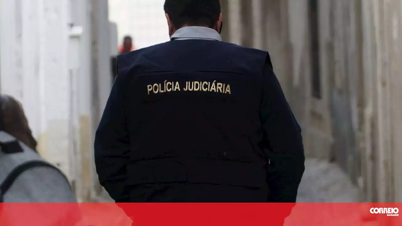 Homem detido pela PJ por tentar matar outro com uma faca em Guimarães