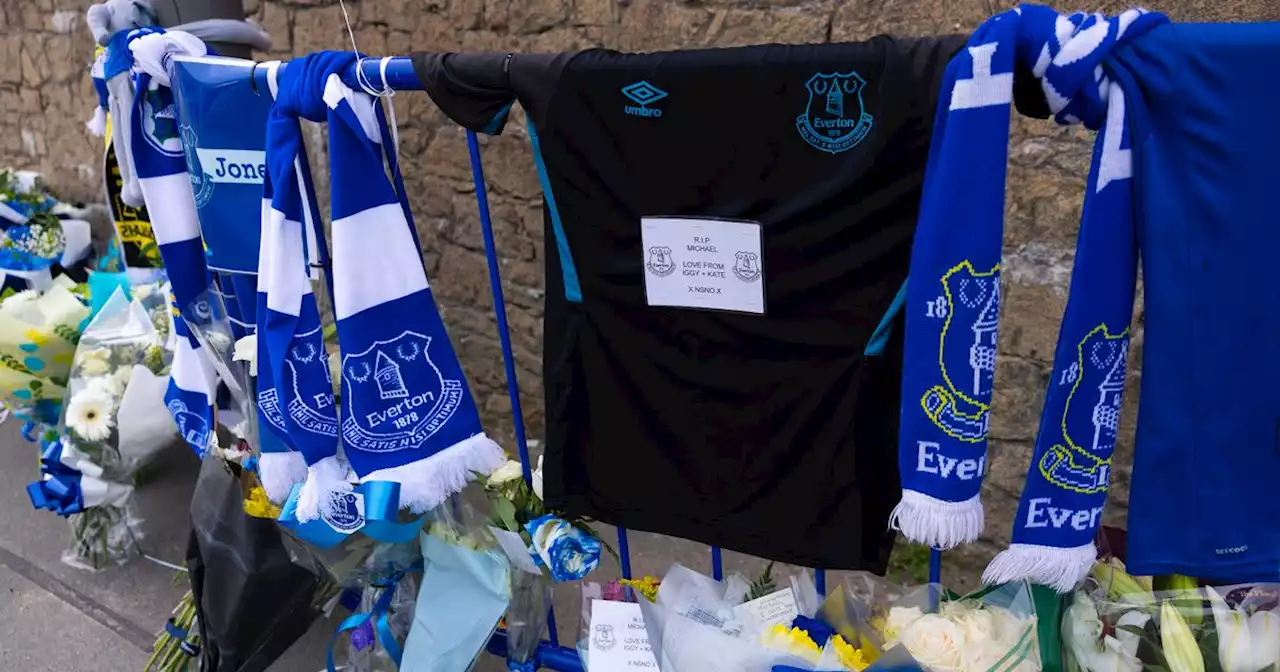 Everton players to wear black armbands v Aston Villa in tribute to Michael Jones