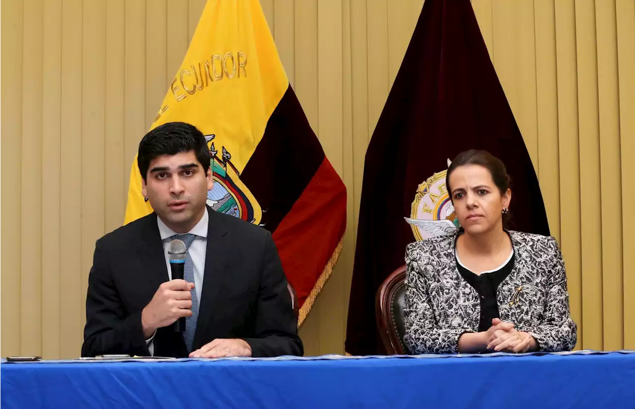 Candidato presidencial de Ecuador denuncia un tiroteo cerca del lugar donde desayunaba