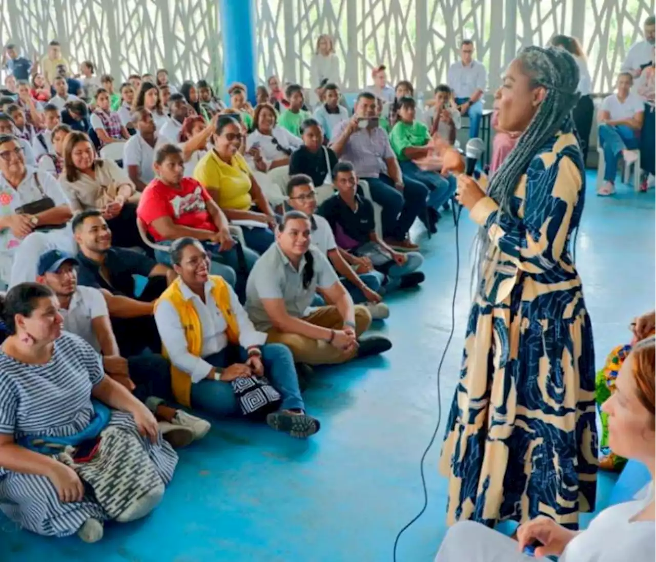 Esto le pidieron los estudiantes a la ministra de Educación en la ciénaga de la Virgen