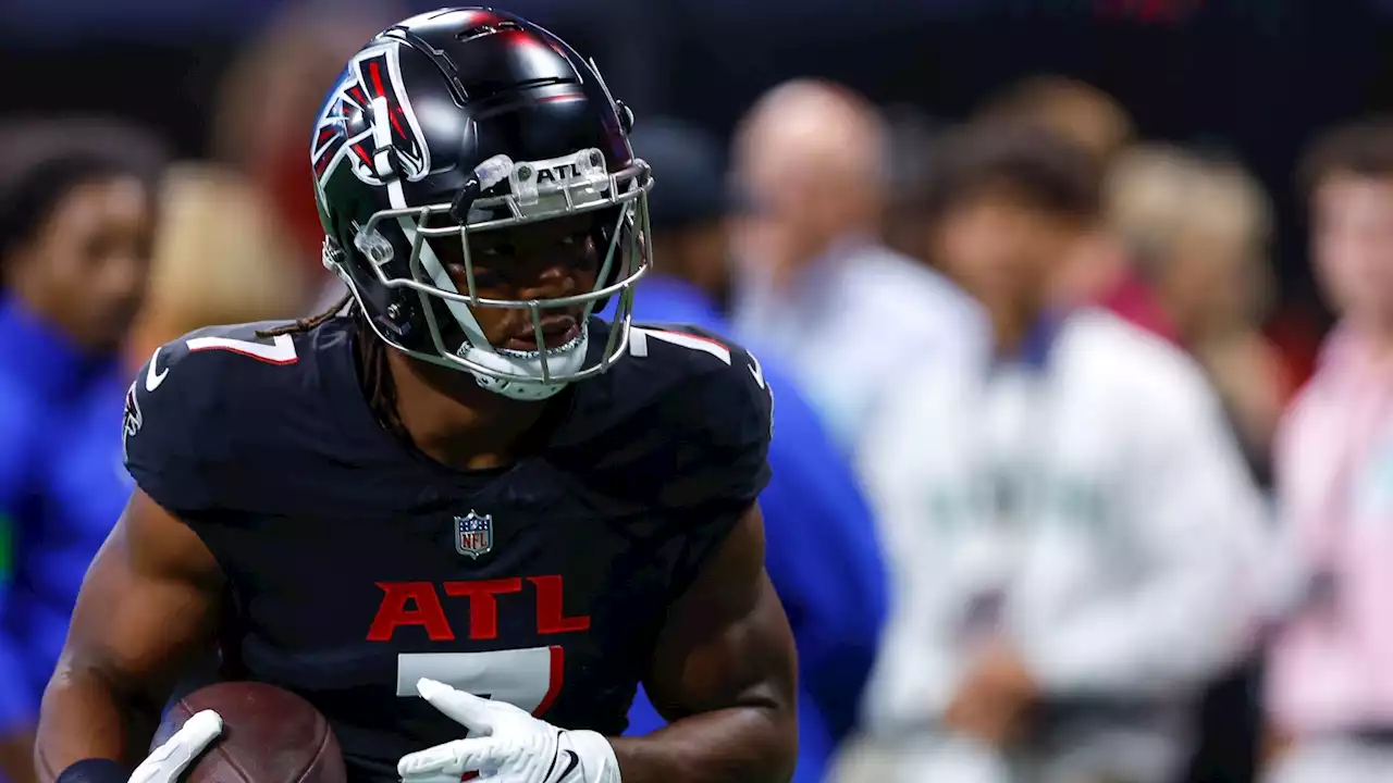 Falcons' Robinson debuts, dazzles on first carry