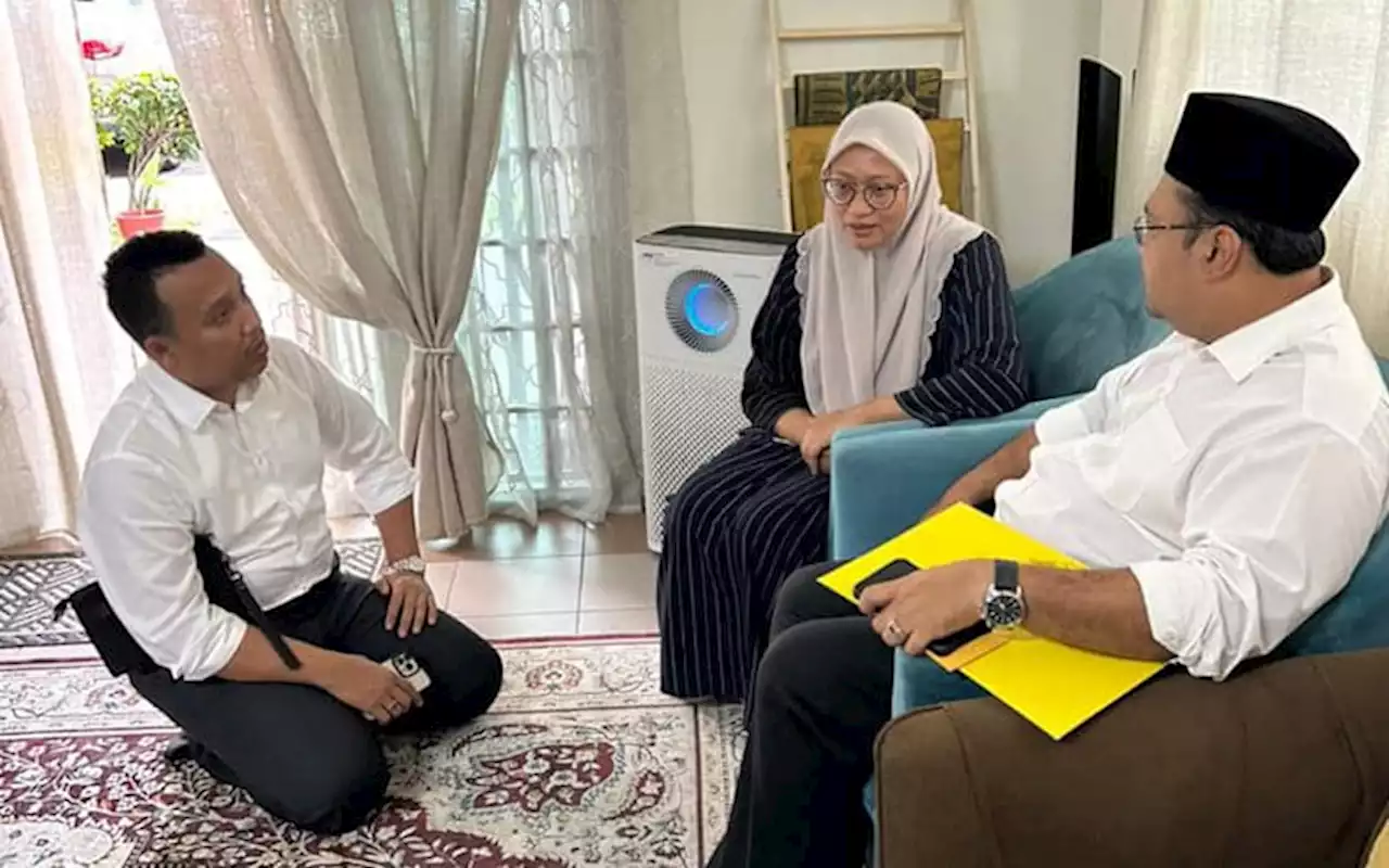 Agong beri sumbangan peribadi kepada balu nahas pesawat