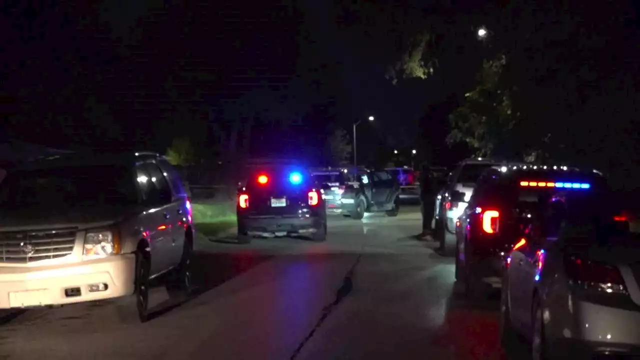 27-year-old man killed in drive-by shooting at Houston home