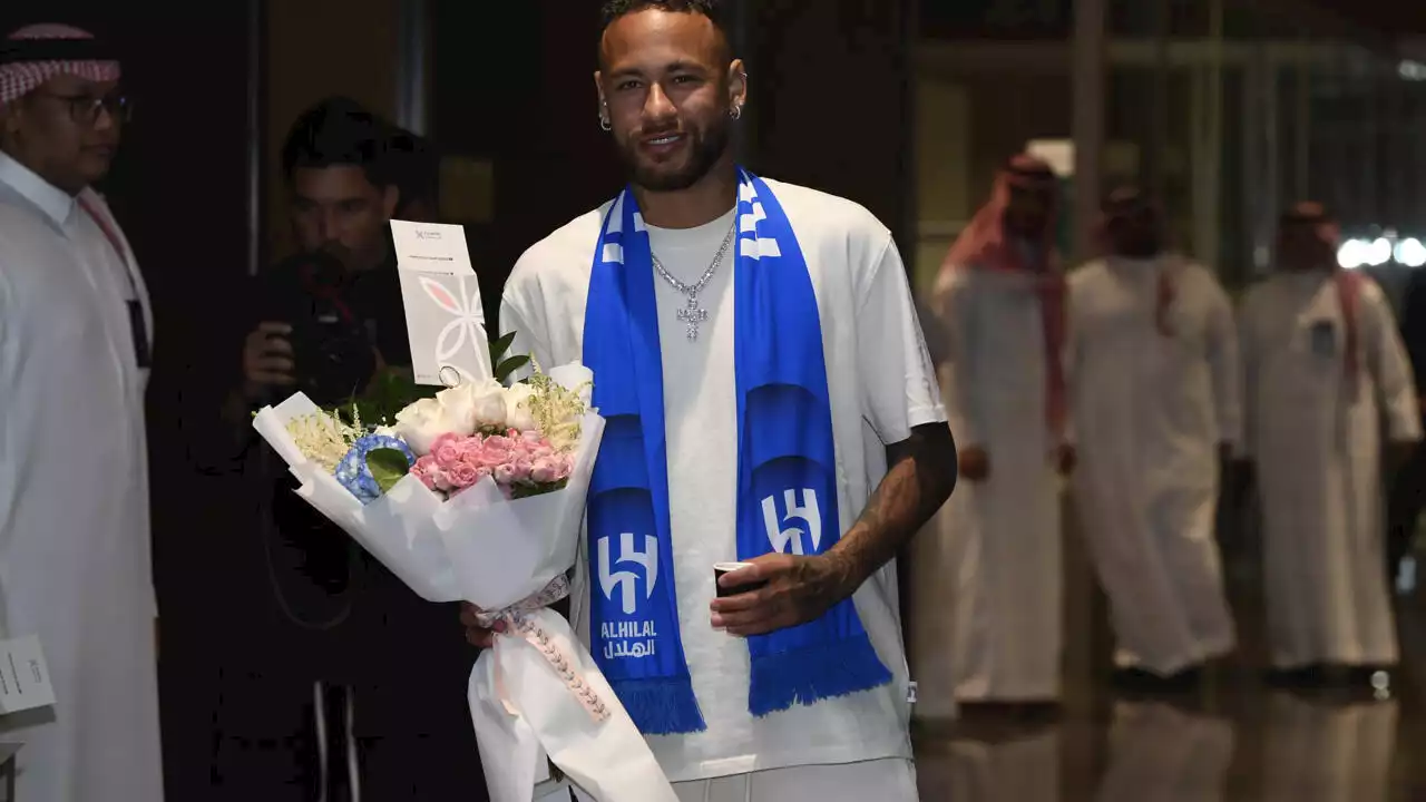 الهلال يقدم 'التاريخي' نيمار لجماهيره في الرياض