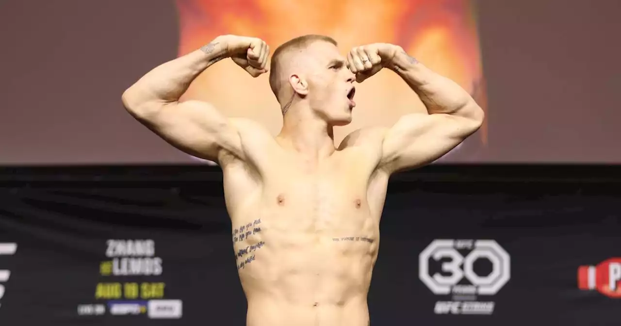 What time and TV channel is Ian Garry fighting on this evening for UFC 292