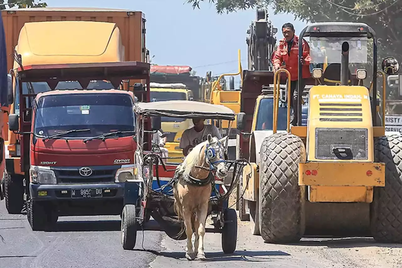 Oktober, Ruas Porong–Krembung Sidoarjo Ditutup untuk Betonisasi Jalan