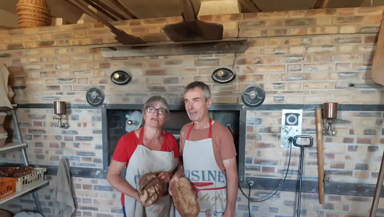 Paysans boulangers à Saint-Paul-de-Vern, ils sont au four, au moulin et aux champs