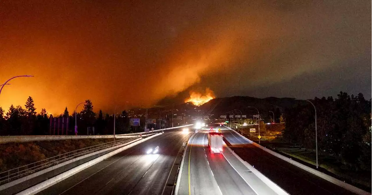 Incendies au Canada : quelque 30 000 personnes évacuées