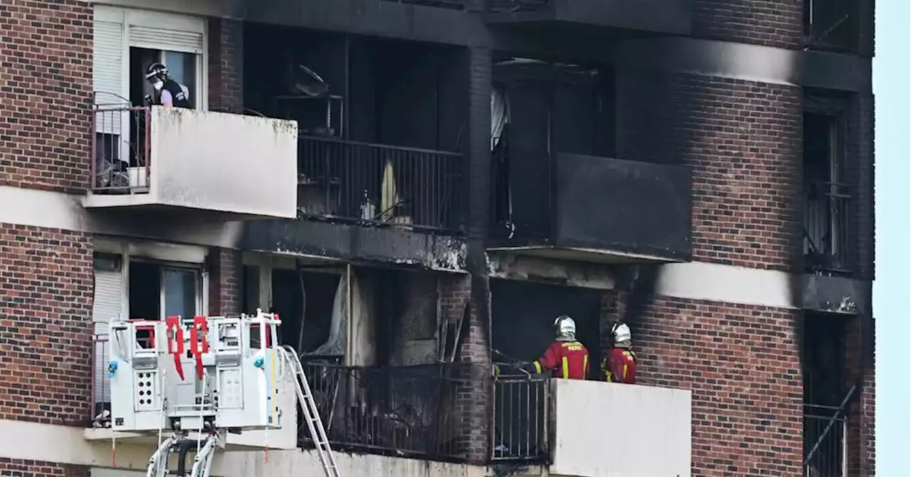 Un mort et plusieurs blessés dans l'incendie d'un immeuble d'habitation près de Paris