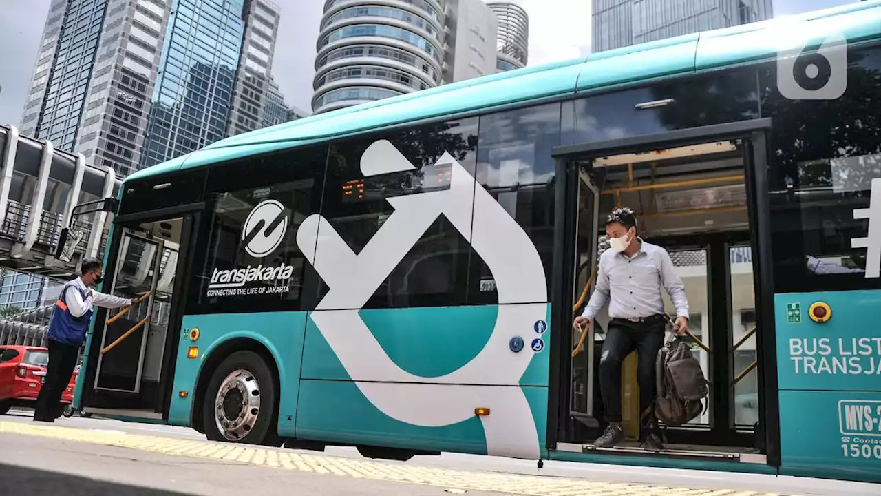 Transjakarta Bakal Ubah Bus Bahan Bakar Diesel ke Listrik pada 2024