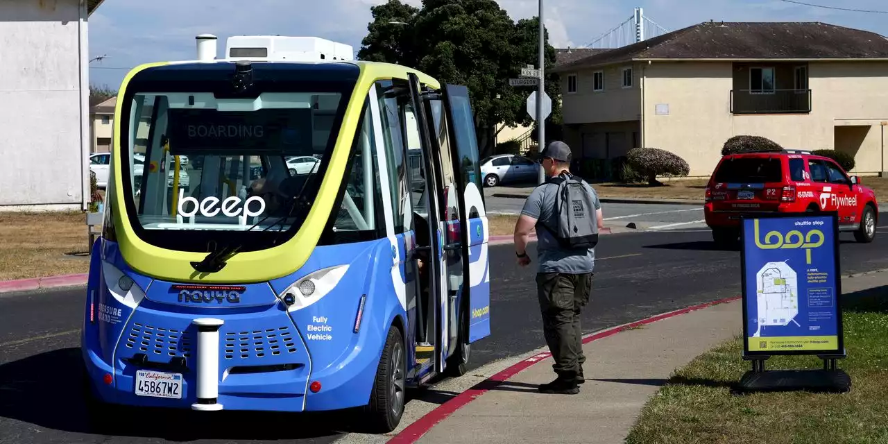 San Francisco launches driverless bus service following robotaxi expansion