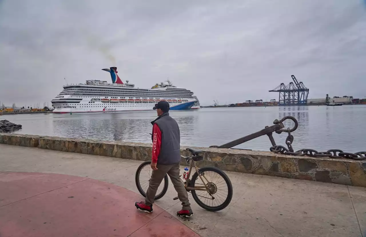 Pacific coast battens down the hatches as Hurricane Hilary threatens ‘catastrophic’ flooding