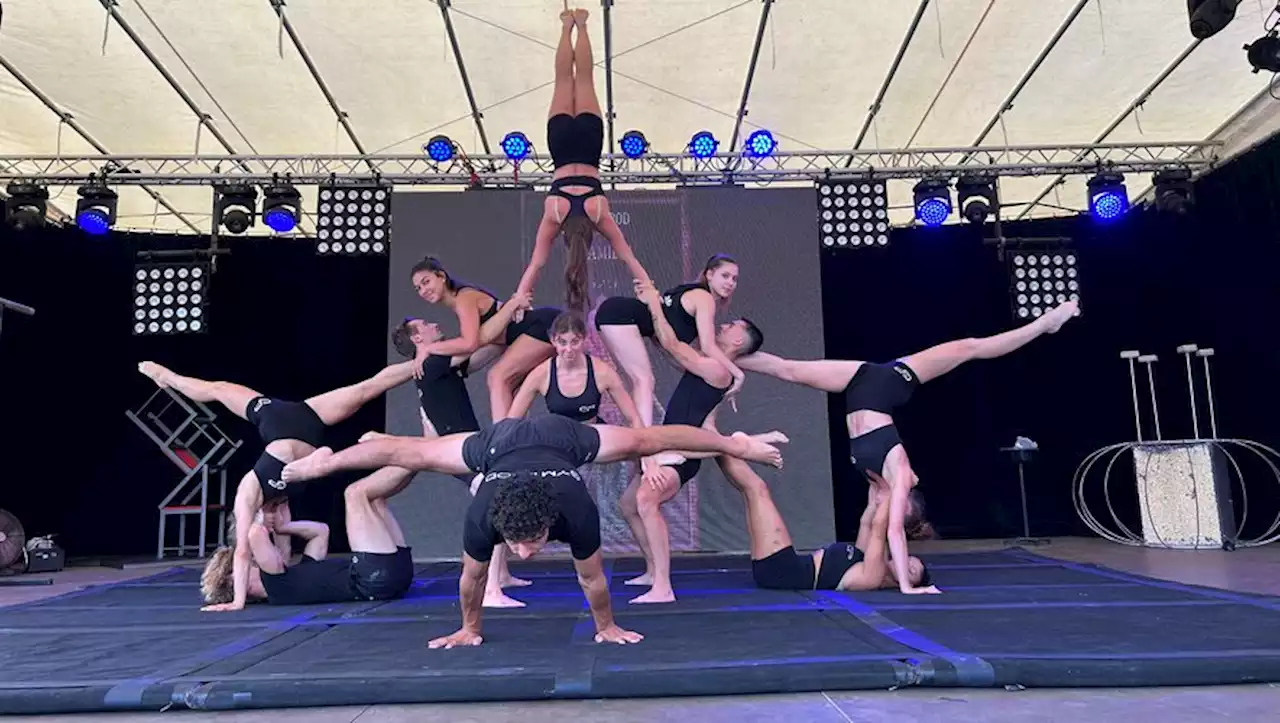 Le groupe de Béziers Gym Prod en tournée dans les campings du littoral