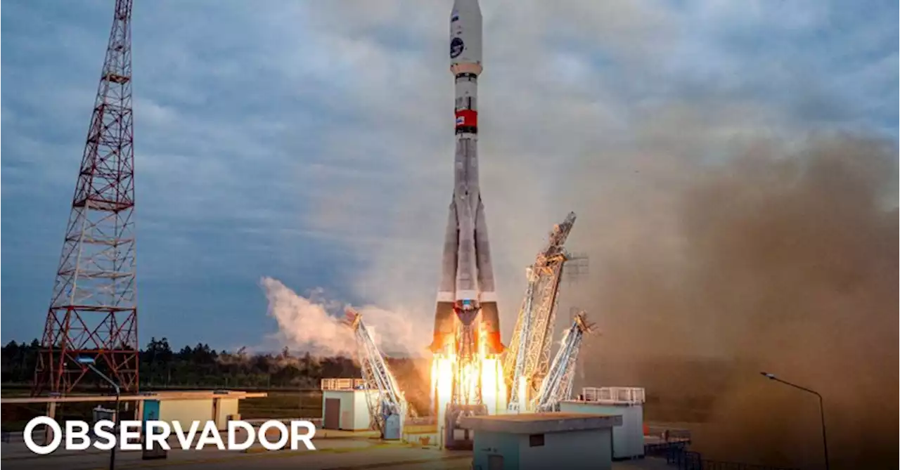 Sonda russa Luna-25 falha órbita para aterrar na lua na segunda-feira