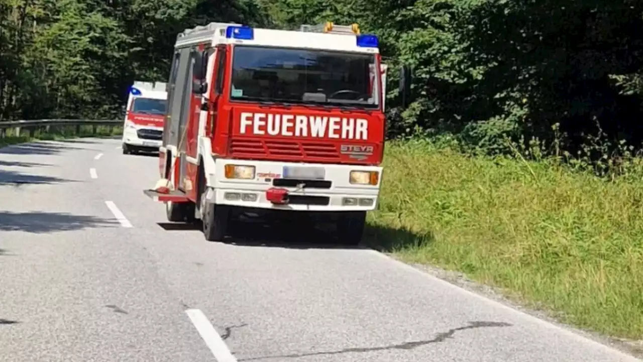 20 Meter durch die Luft geschleudert: 47-Jähriger Biker tot