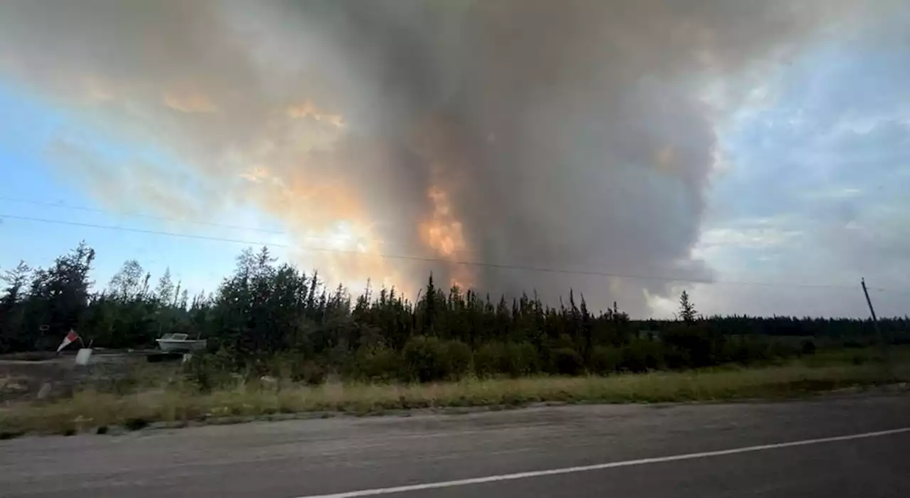 Oeste do Canadá declara estado de emergência devido a incêndios florestais