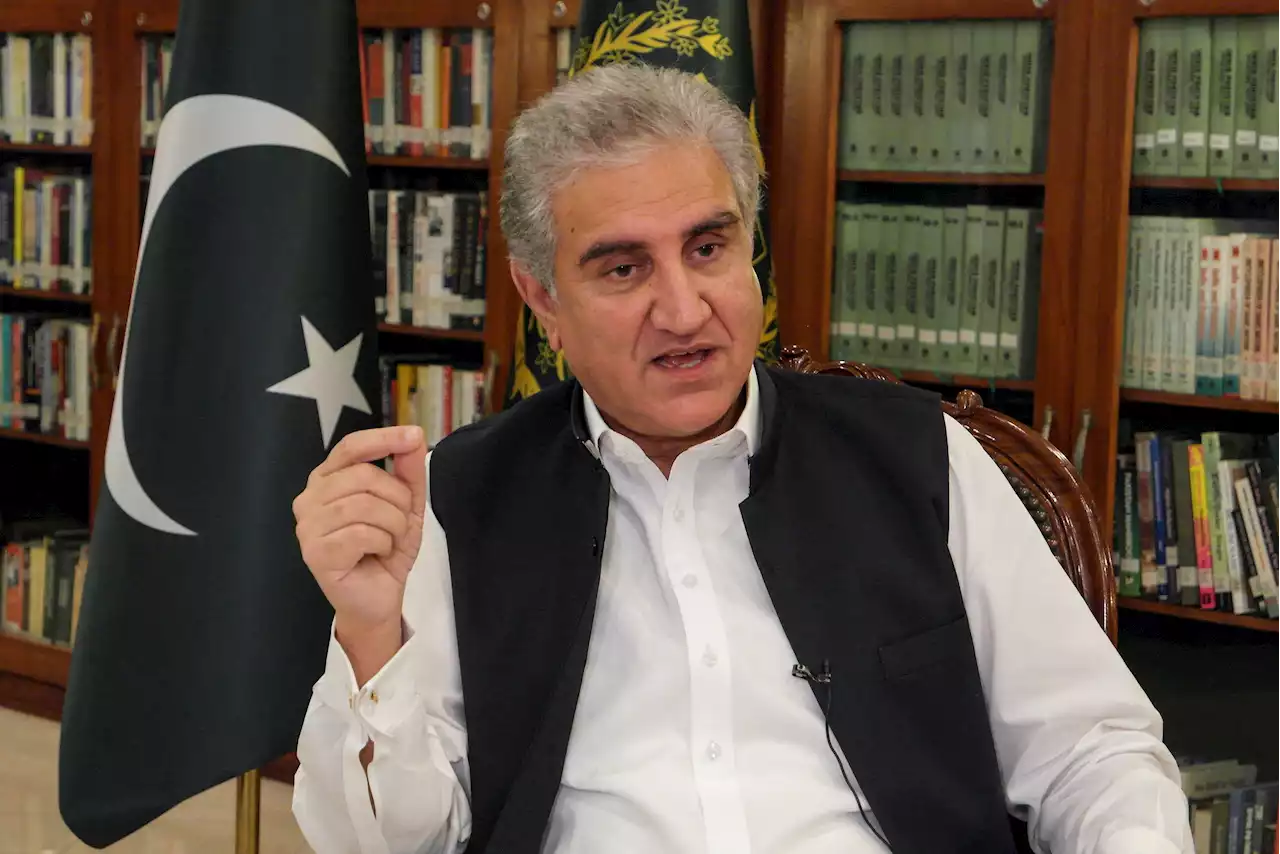 Pakistani opposition party leader Shah Mehmood Qureshi detained