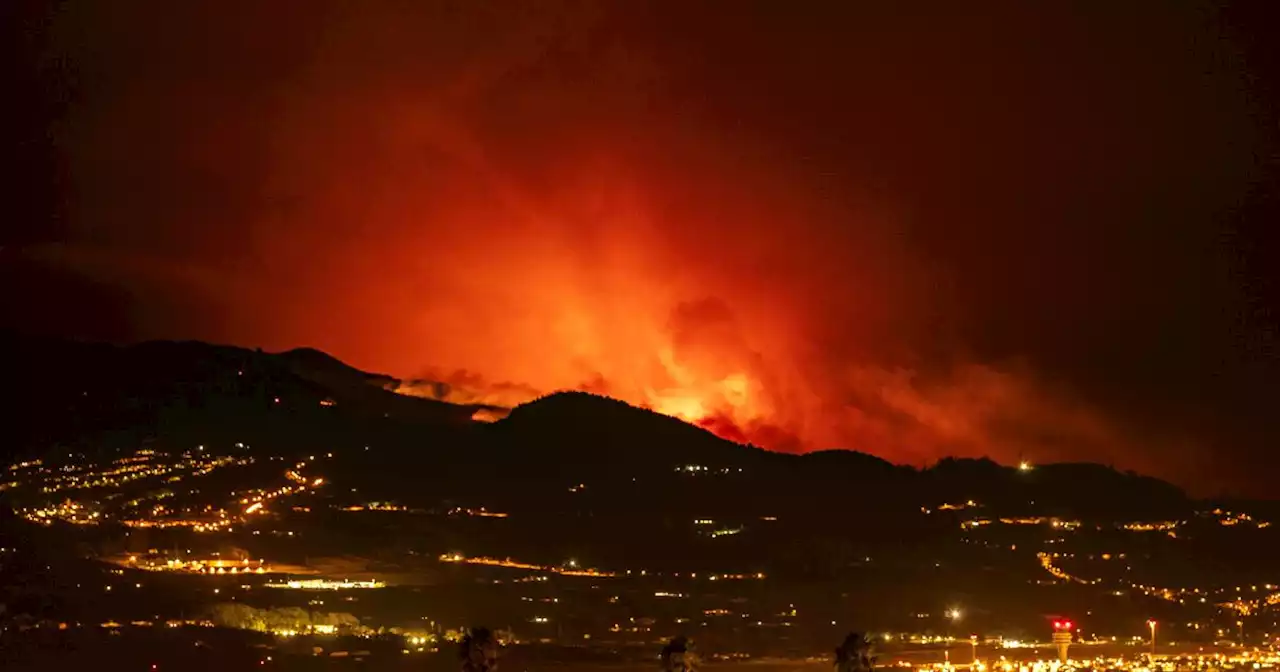 Thousands more evacuated as Tenerife fire rages on Spain's Canary Islands