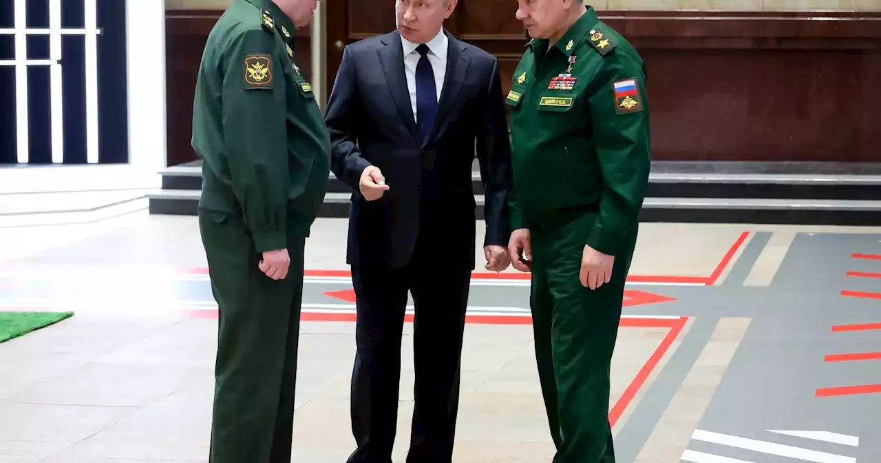 Putin no sul da Rússia com generais para supervisionar a operação na Ucrânia