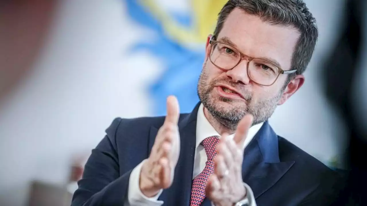 Buschmann will mitbetreuende Elternteile entlasten