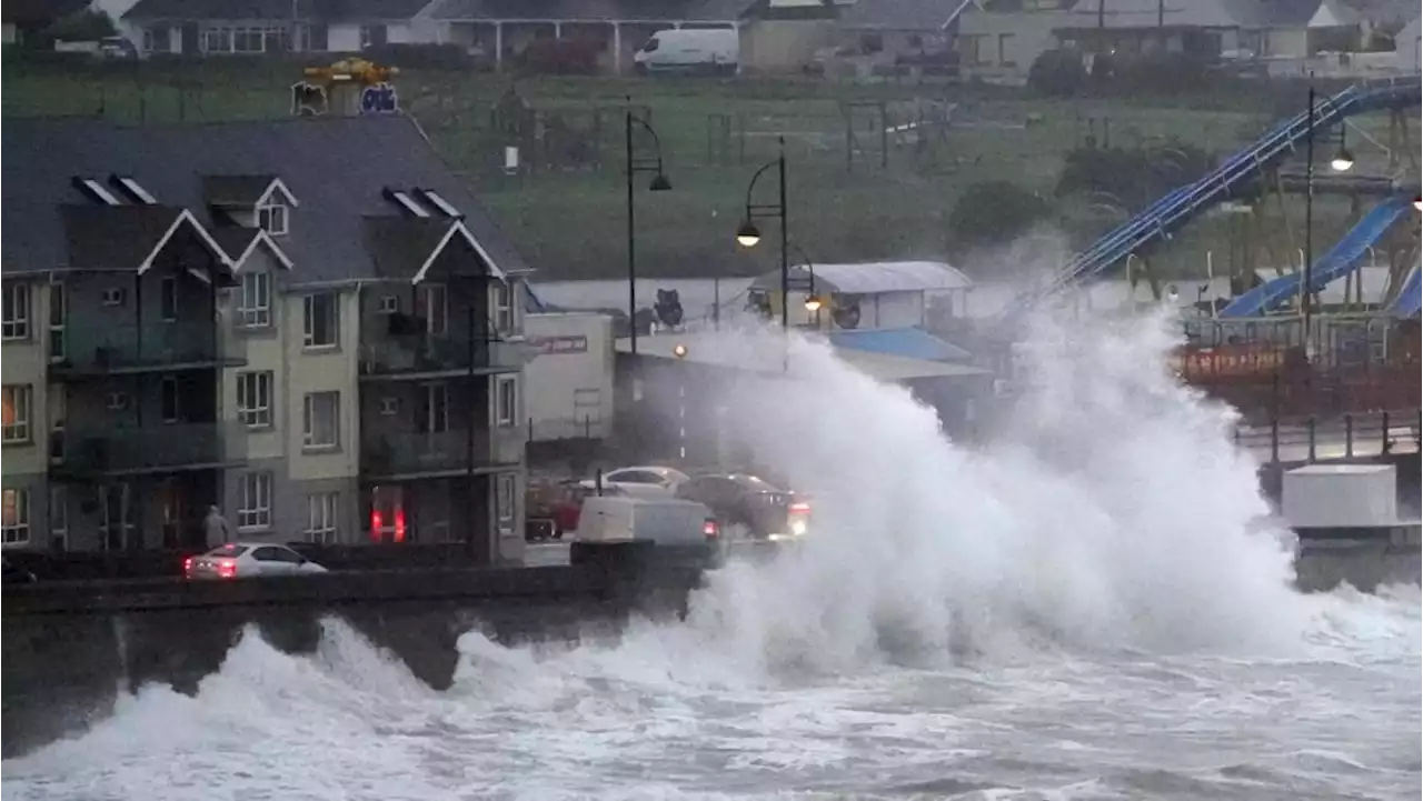 Tens of thousands without power as Storm Betty batters Ireland