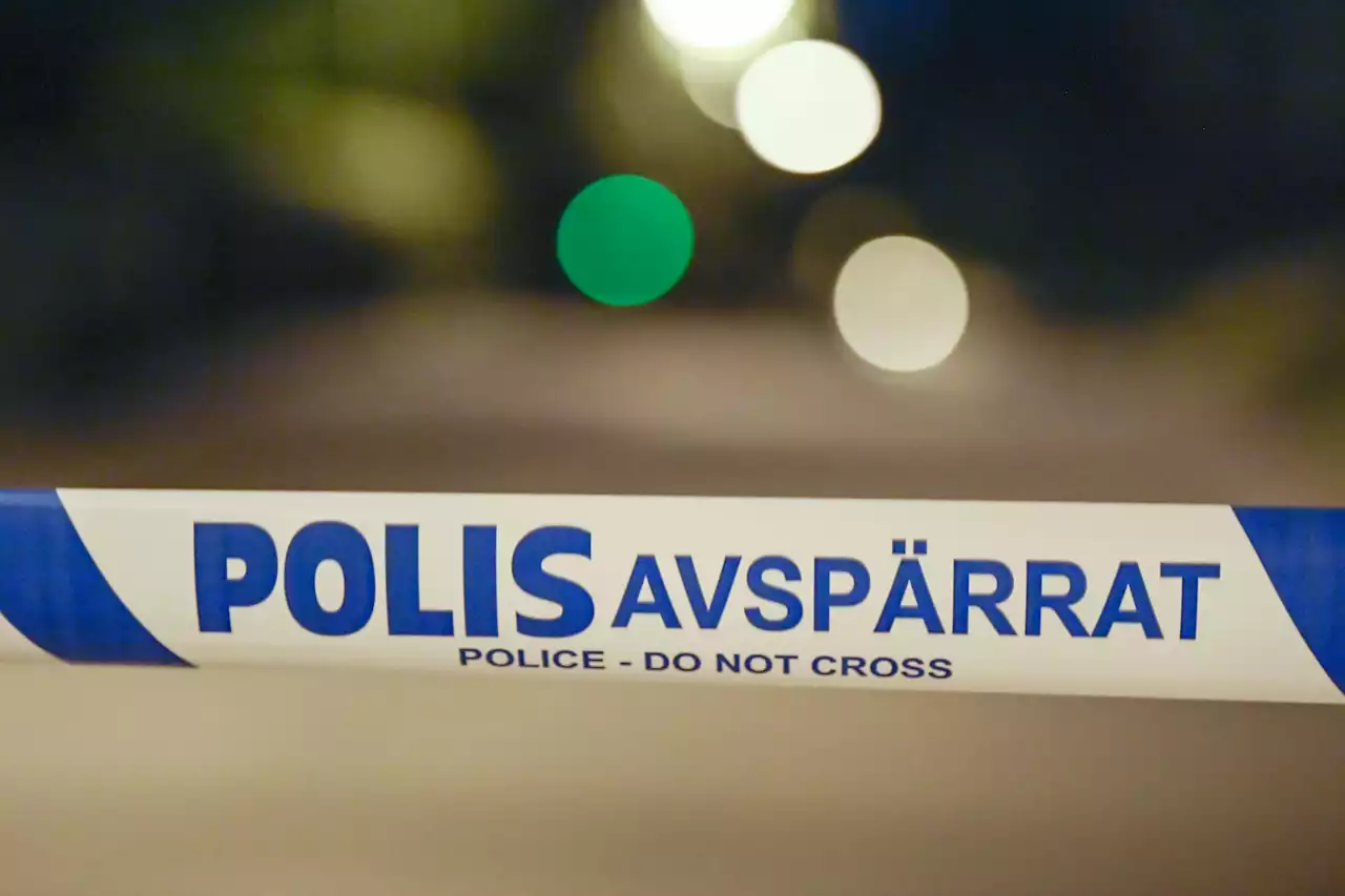 Explosion i flerfamiljshus i Skarpnäck