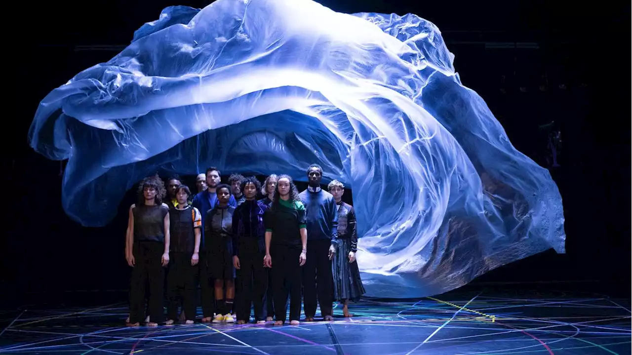 Frischer Wind: Anne Teresa de Keersmaeker und Kat Válastur beim Tanz im August