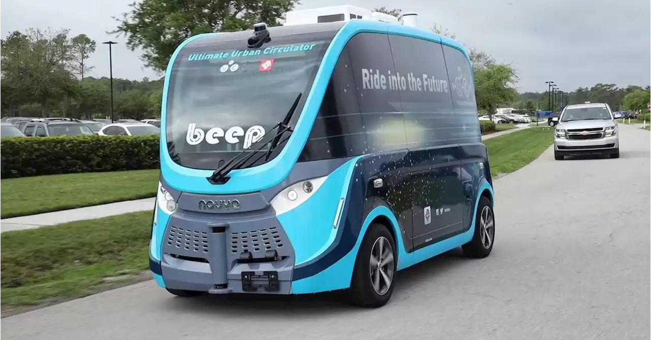 Supervised self-driving shuttles are moving COVID-19 tests in Florida