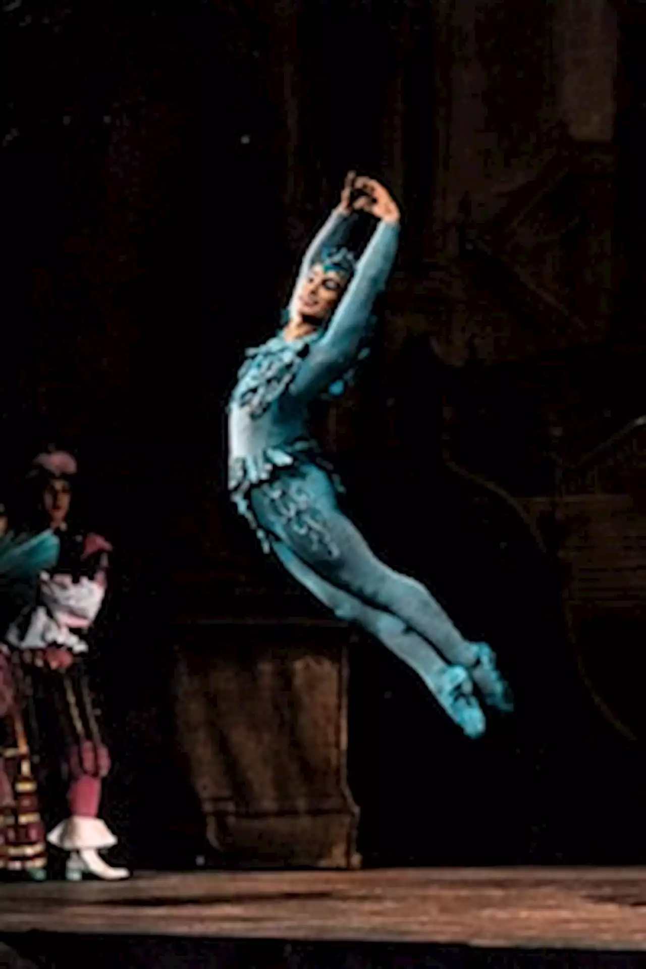 Johaar Mosaval, S. African ballet star who challenged apartheid, dies at 95