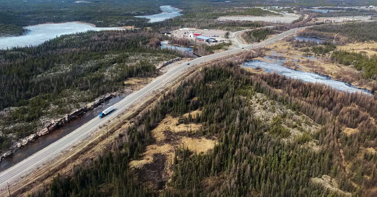 The Race to Save Yellowknife From Raging Wildfires