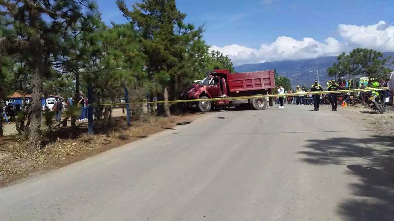 Accidente de tránsito en Villa de Leyva dejó tres muertos y 14 heridos