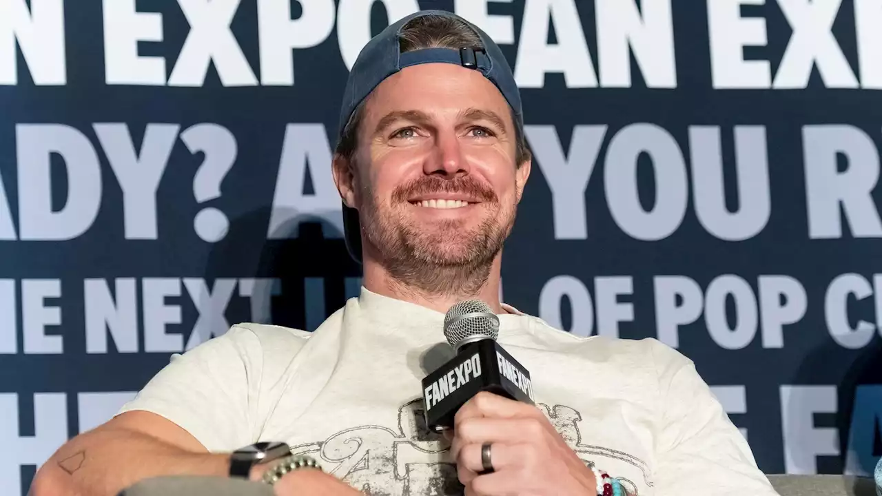 Stephen Amell, former 'Arrow' star, clarifies stance after speaking out against SAG-AFTRA strike