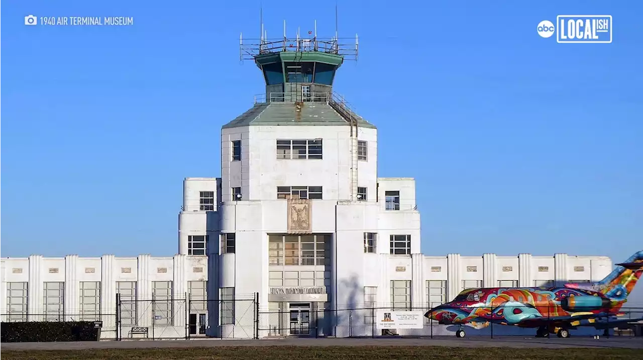 Explore the golden age of flying at the 1940 Air Terminal