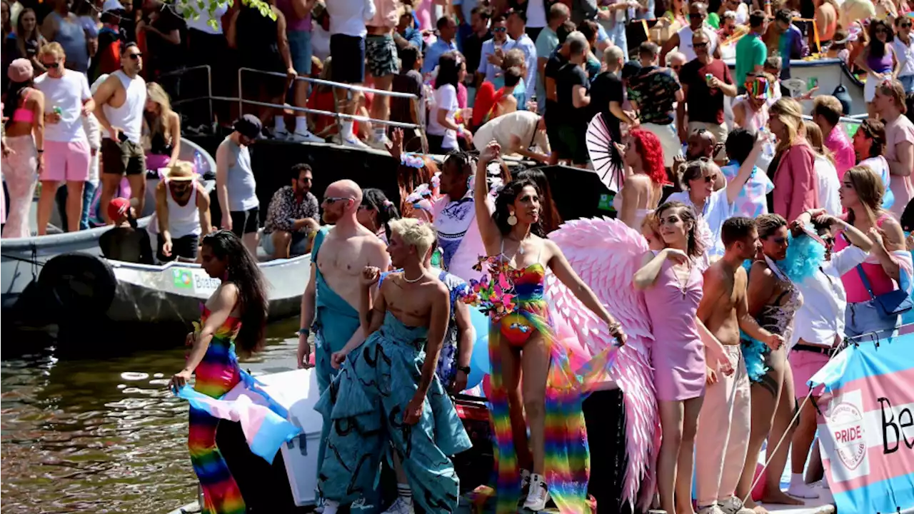 Bezoekers Canal Parade kunnen zich omkleden op Centraal Station