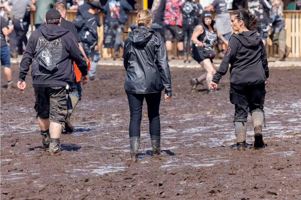 Einlass-Stopp in Wacken: Findet das Festival trotz Schlamm und Chaos statt?