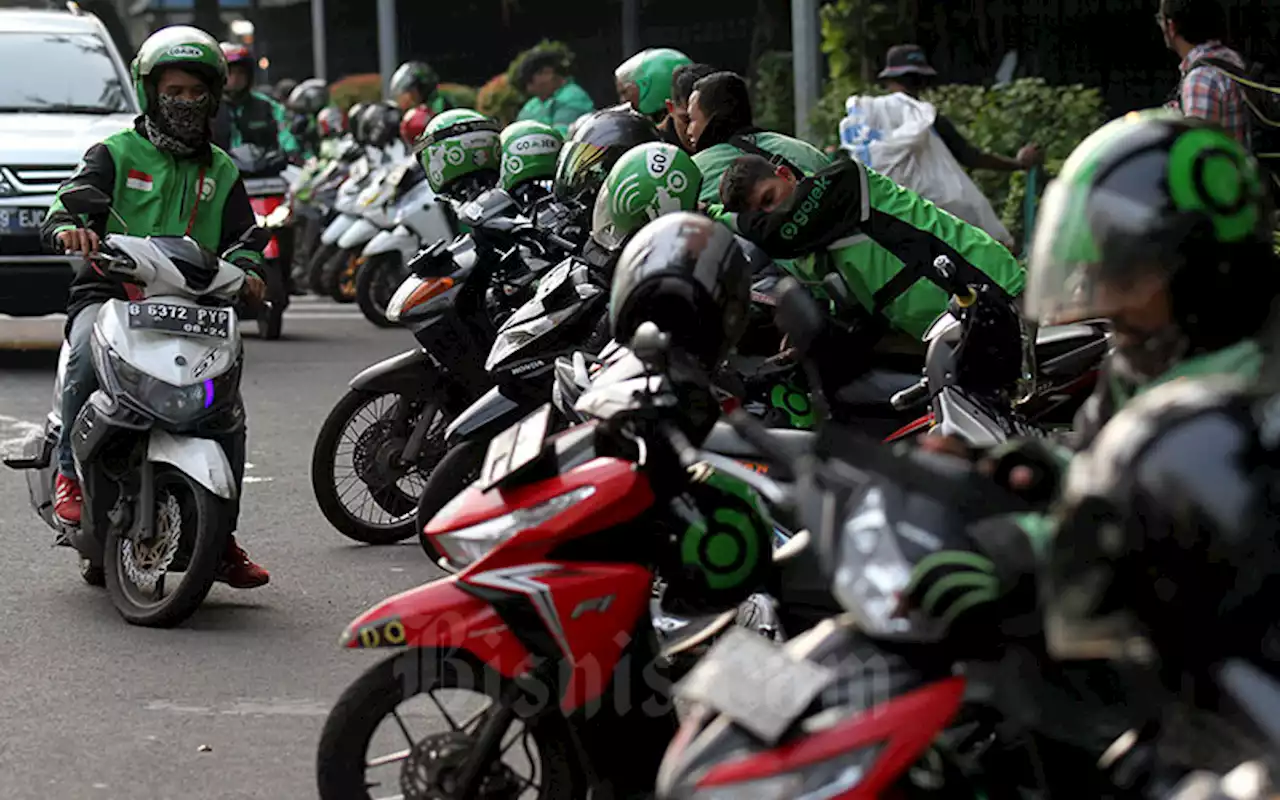 Motor Listrik Bikin Boncos? Segini Pendapatan Driver Ojol Per Hari