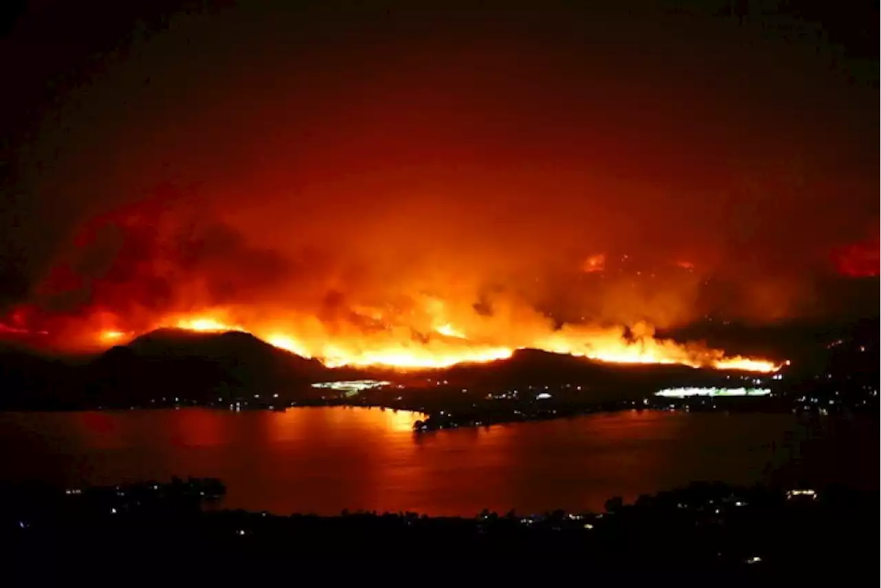 'It's heavy' B.C. wildfire crews working through grief this season