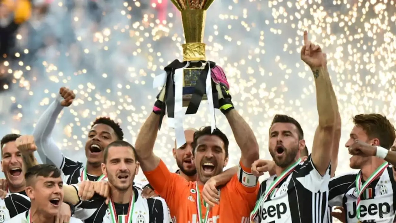 Legendary Italian goalkeeper Buffon retires