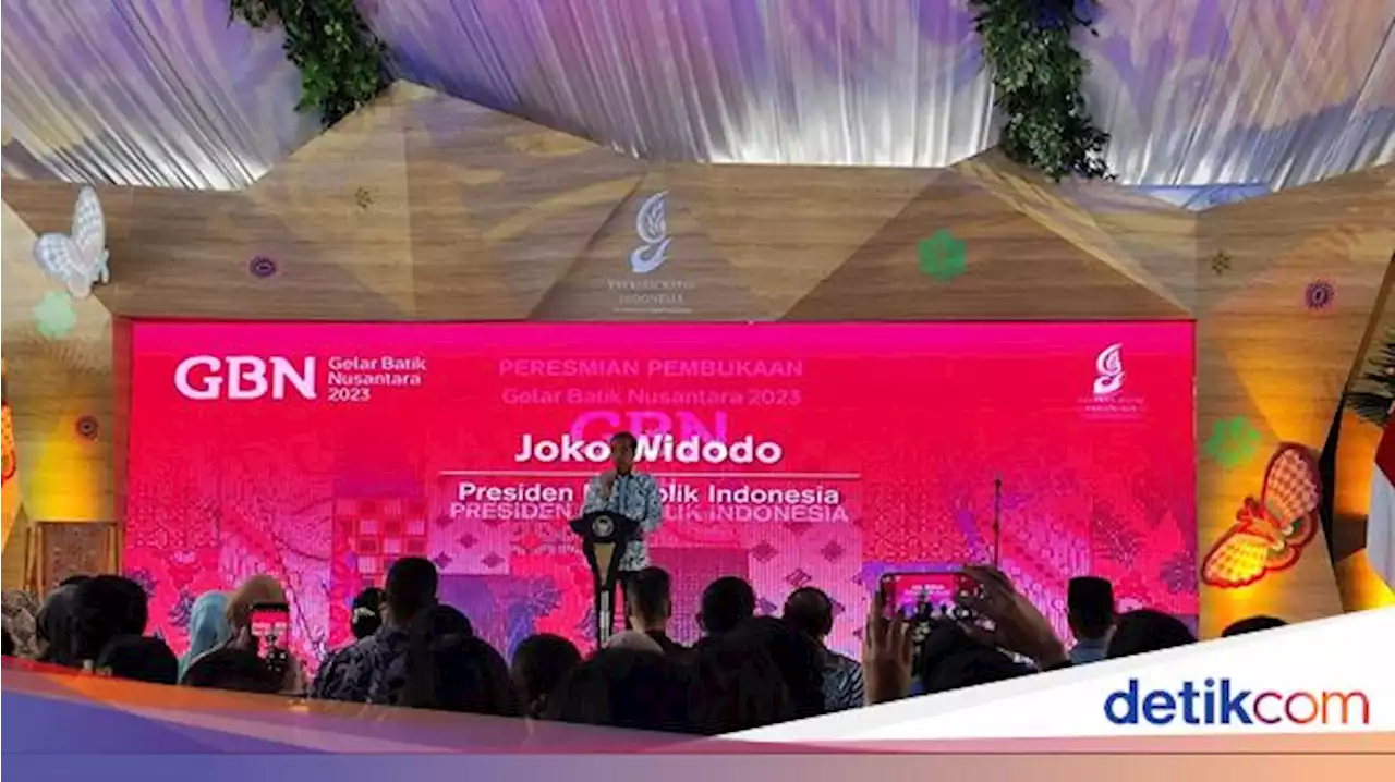 Jokowi Buka Gelar Batik Nusantara 2023, Sandiaga-Kapolri Hadir