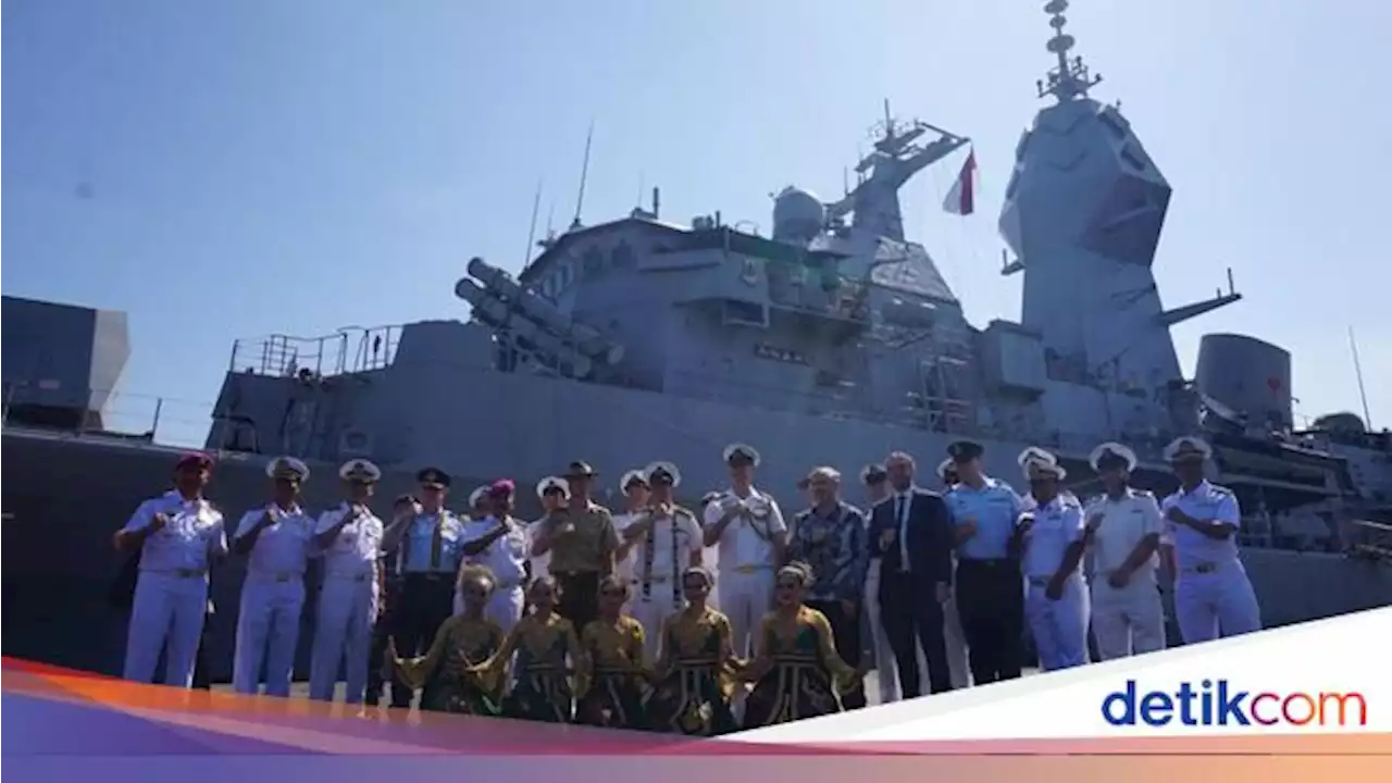 Kapal Perang Australia Sandar di Perak, Ini Kegiatannya Selama di Surabaya